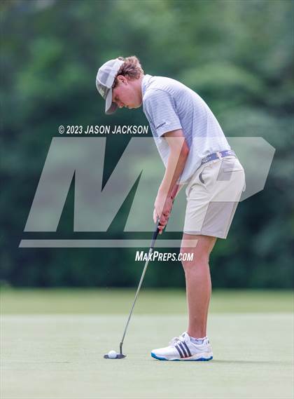 Thumbnail 2 in NCHSAA 4A Finals (Round 2) photogallery.