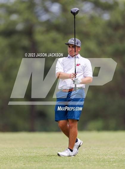 Thumbnail 1 in NCHSAA 4A Finals (Round 2) photogallery.