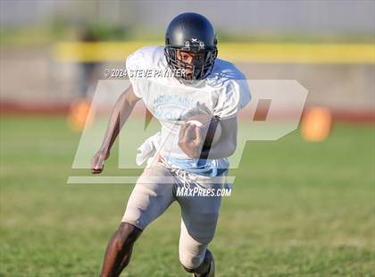 Thumbnail 2 in Mountainside vs Wickenburg (Scrimmage) photogallery.
