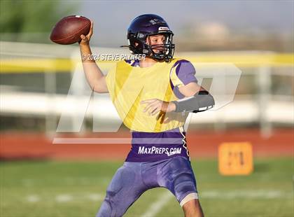 Thumbnail 1 in Mountainside vs Wickenburg (Scrimmage) photogallery.
