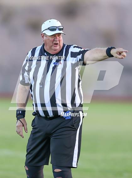 Thumbnail 3 in Mountainside vs Wickenburg (Scrimmage) photogallery.