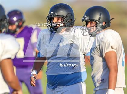Thumbnail 2 in Mountainside vs Wickenburg (Scrimmage) photogallery.