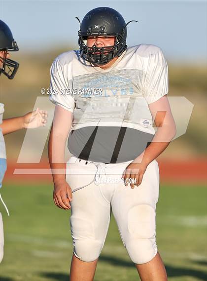Thumbnail 1 in Mountainside vs Wickenburg (Scrimmage) photogallery.