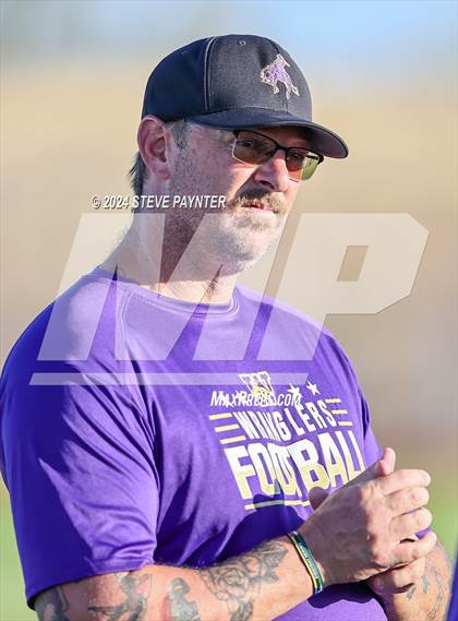 Thumbnail 2 in Mountainside vs Wickenburg (Scrimmage) photogallery.