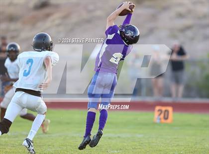 Thumbnail 1 in Mountainside vs Wickenburg (Scrimmage) photogallery.