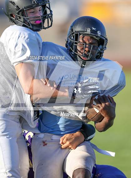 Thumbnail 2 in Mountainside vs Wickenburg (Scrimmage) photogallery.