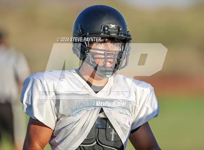 Thumbnail 3 in Mountainside vs Wickenburg (Scrimmage) photogallery.