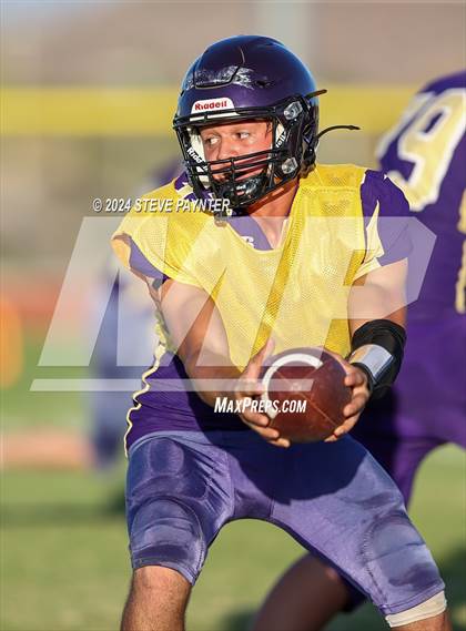 Thumbnail 2 in Mountainside vs Wickenburg (Scrimmage) photogallery.
