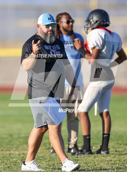 Thumbnail 2 in Mountainside vs Wickenburg (Scrimmage) photogallery.