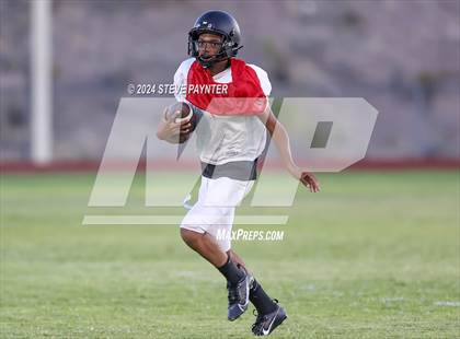 Thumbnail 1 in Mountainside vs Wickenburg (Scrimmage) photogallery.