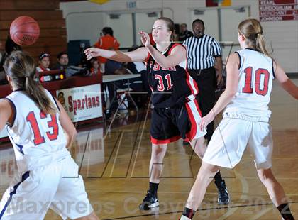 Thumbnail 2 in La Salle vs. Flintridge Sacred Heart (La Canada Tournament) photogallery.