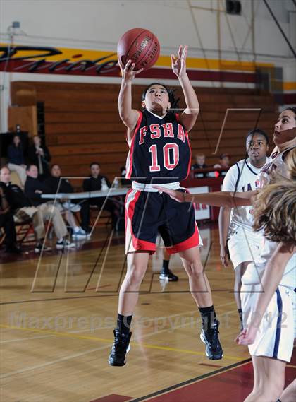 Thumbnail 2 in La Salle vs. Flintridge Sacred Heart (La Canada Tournament) photogallery.