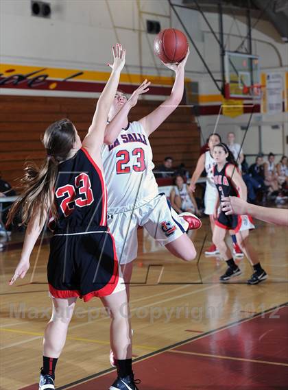 Thumbnail 2 in La Salle vs. Flintridge Sacred Heart (La Canada Tournament) photogallery.