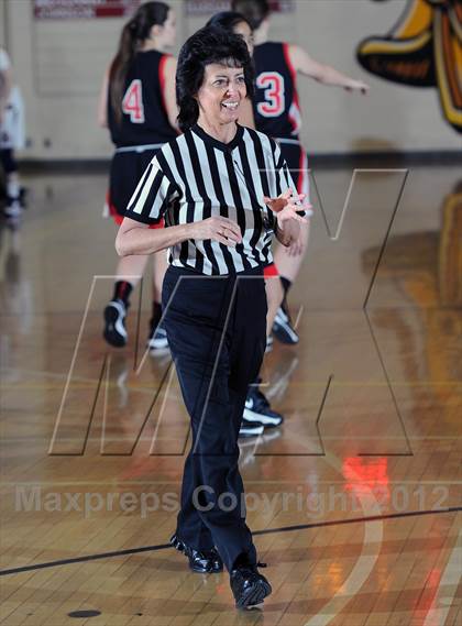 Thumbnail 1 in La Salle vs. Flintridge Sacred Heart (La Canada Tournament) photogallery.