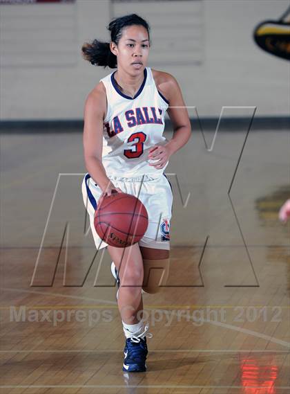 Thumbnail 1 in La Salle vs. Flintridge Sacred Heart (La Canada Tournament) photogallery.