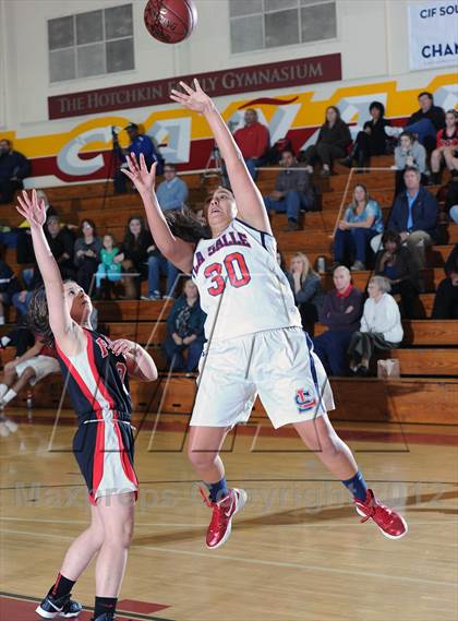 Thumbnail 2 in La Salle vs. Flintridge Sacred Heart (La Canada Tournament) photogallery.