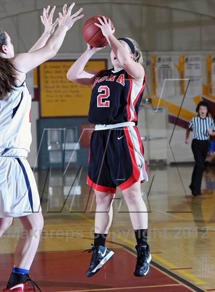 Thumbnail 2 in La Salle vs. Flintridge Sacred Heart (La Canada Tournament) photogallery.