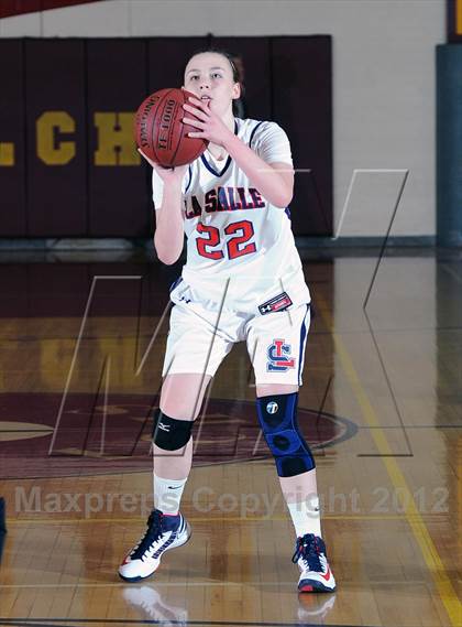 Thumbnail 2 in La Salle vs. Flintridge Sacred Heart (La Canada Tournament) photogallery.