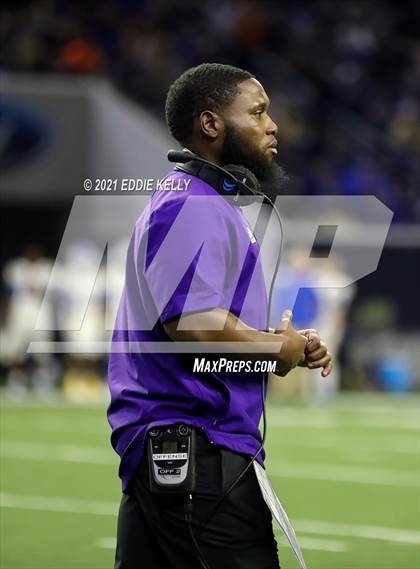Thumbnail 2 in Chapel Hill vs. LBJ Austin (UIL 4A D1 Semifinal Playoff) photogallery.