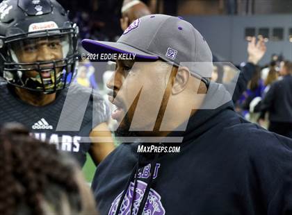 Thumbnail 2 in Chapel Hill vs. LBJ Austin (UIL 4A D1 Semifinal Playoff) photogallery.