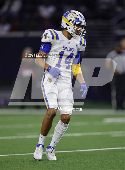 Thumbnail 3 in Chapel Hill vs. LBJ Austin (UIL 4A D1 Semifinal Playoff) photogallery.
