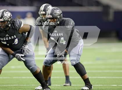 Thumbnail 2 in Chapel Hill vs. LBJ Austin (UIL 4A D1 Semifinal Playoff) photogallery.