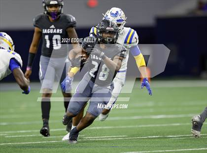 Thumbnail 3 in Chapel Hill vs. LBJ Austin (UIL 4A D1 Semifinal Playoff) photogallery.