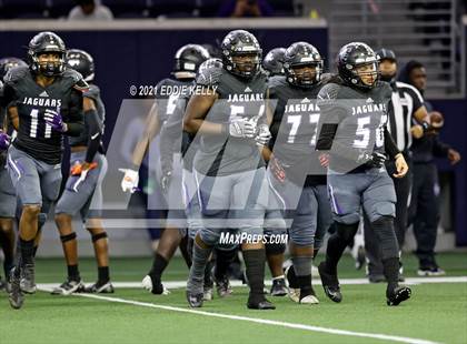 Thumbnail 3 in Chapel Hill vs. LBJ Austin (UIL 4A D1 Semifinal Playoff) photogallery.