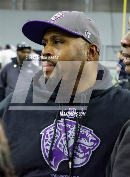 Thumbnail 1 in Chapel Hill vs. LBJ Austin (UIL 4A D1 Semifinal Playoff) photogallery.