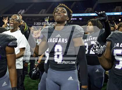 Thumbnail 2 in Chapel Hill vs. LBJ Austin (UIL 4A D1 Semifinal Playoff) photogallery.