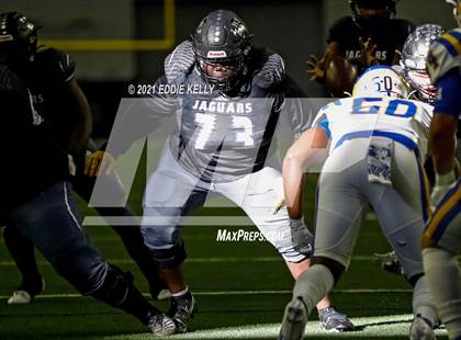 Thumbnail 1 in Chapel Hill vs. LBJ Austin (UIL 4A D1 Semifinal Playoff) photogallery.