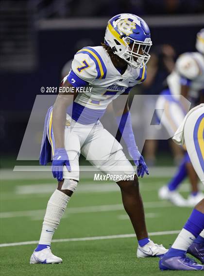 Thumbnail 1 in Chapel Hill vs. LBJ Austin (UIL 4A D1 Semifinal Playoff) photogallery.