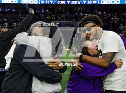 Thumbnail 2 in Chapel Hill vs. LBJ Austin (UIL 4A D1 Semifinal Playoff) photogallery.