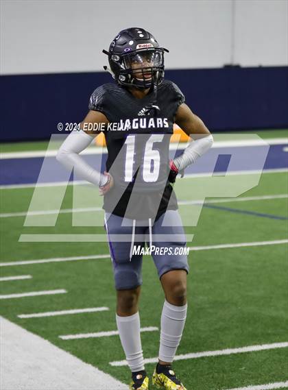 Thumbnail 2 in Chapel Hill vs. LBJ Austin (UIL 4A D1 Semifinal Playoff) photogallery.