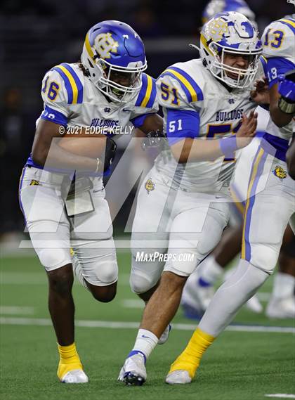 Thumbnail 3 in Chapel Hill vs. LBJ Austin (UIL 4A D1 Semifinal Playoff) photogallery.
