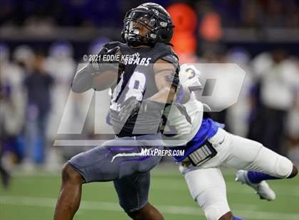 Thumbnail 3 in Chapel Hill vs. LBJ Austin (UIL 4A D1 Semifinal Playoff) photogallery.