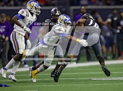 Thumbnail 1 in Chapel Hill vs. LBJ Austin (UIL 4A D1 Semifinal Playoff) photogallery.
