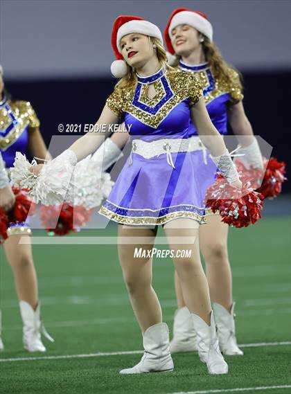 Thumbnail 2 in Chapel Hill vs. LBJ Austin (UIL 4A D1 Semifinal Playoff) photogallery.