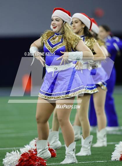 Thumbnail 2 in Chapel Hill vs. LBJ Austin (UIL 4A D1 Semifinal Playoff) photogallery.