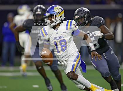 Thumbnail 3 in Chapel Hill vs. LBJ Austin (UIL 4A D1 Semifinal Playoff) photogallery.