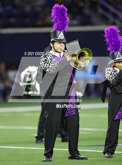 Thumbnail 2 in Chapel Hill vs. LBJ Austin (UIL 4A D1 Semifinal Playoff) photogallery.