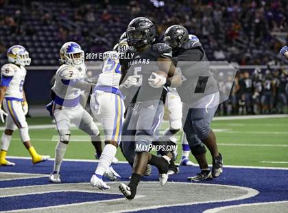 Thumbnail 3 in Chapel Hill vs. LBJ Austin (UIL 4A D1 Semifinal Playoff) photogallery.