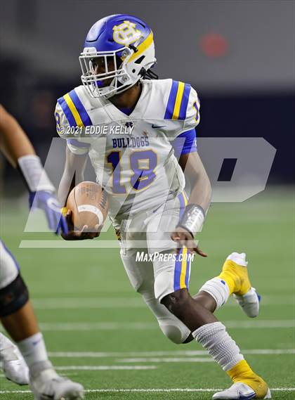 Thumbnail 3 in Chapel Hill vs. LBJ Austin (UIL 4A D1 Semifinal Playoff) photogallery.