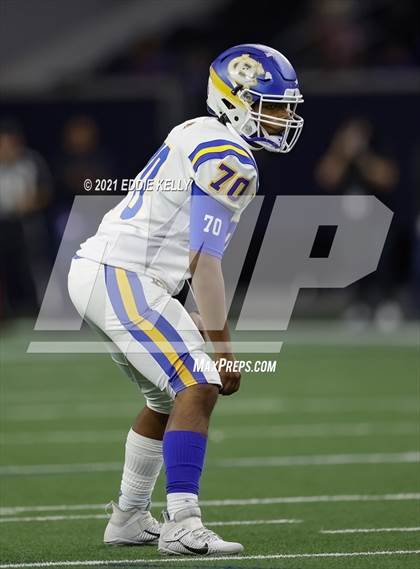 Thumbnail 2 in Chapel Hill vs. LBJ Austin (UIL 4A D1 Semifinal Playoff) photogallery.
