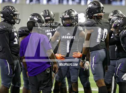 Thumbnail 1 in Chapel Hill vs. LBJ Austin (UIL 4A D1 Semifinal Playoff) photogallery.