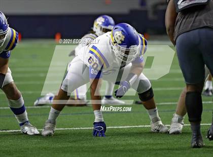 Thumbnail 2 in Chapel Hill vs. LBJ Austin (UIL 4A D1 Semifinal Playoff) photogallery.
