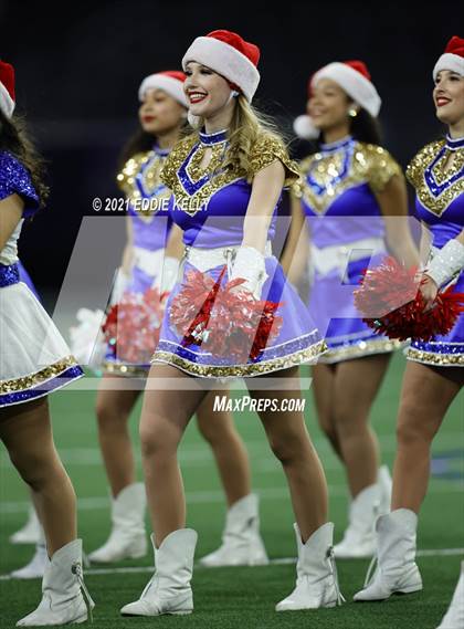 Thumbnail 1 in Chapel Hill vs. LBJ Austin (UIL 4A D1 Semifinal Playoff) photogallery.