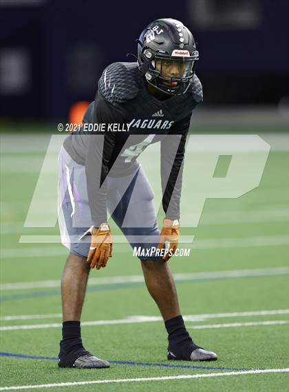 Thumbnail 1 in Chapel Hill vs. LBJ Austin (UIL 4A D1 Semifinal Playoff) photogallery.