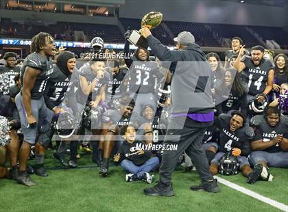 Thumbnail 3 in Chapel Hill vs. LBJ Austin (UIL 4A D1 Semifinal Playoff) photogallery.