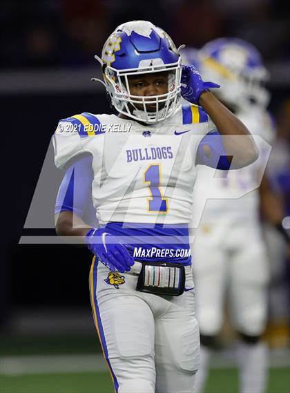 Thumbnail 3 in Chapel Hill vs. LBJ Austin (UIL 4A D1 Semifinal Playoff) photogallery.